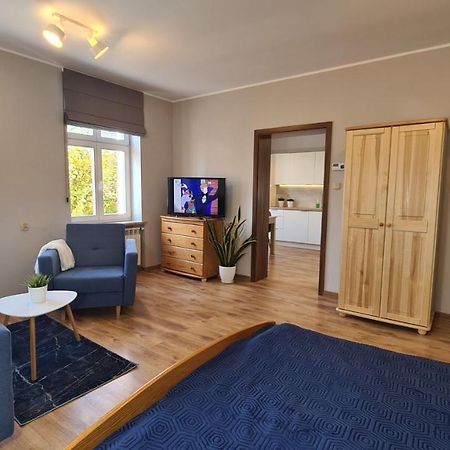 Apartament Parkowy Piatka Gniezno Exterior photo
